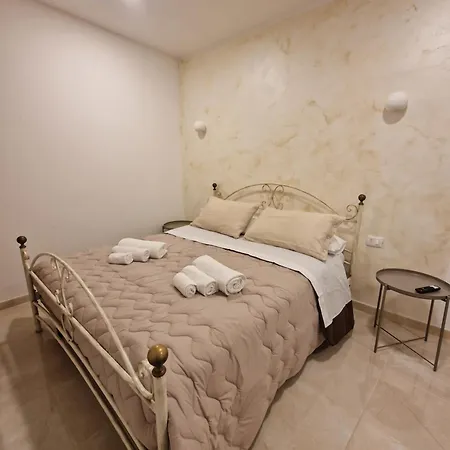 Holiday home House In The Castle Via Gramignani N 35 *